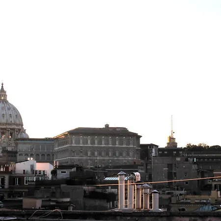 فندق مبيت وإفطار I Tre Pupazzi 4*