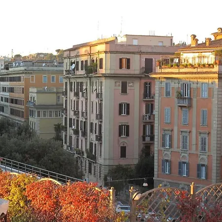 فندق مبيت وإفطار I Tre Pupazzi 4*