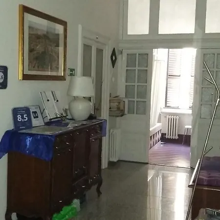 فندق مبيت وإفطار I Tre Pupazzi روما