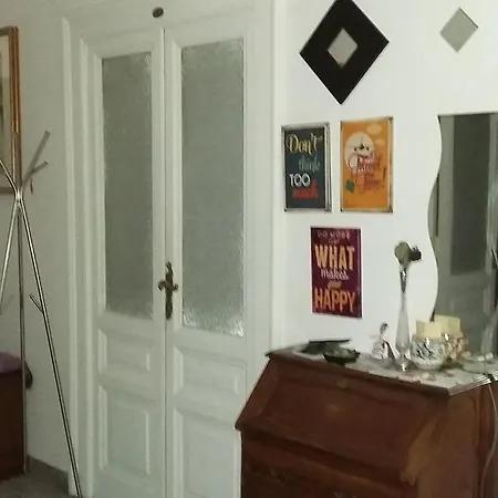 فندق مبيت وإفطار I Tre Pupazzi 4*