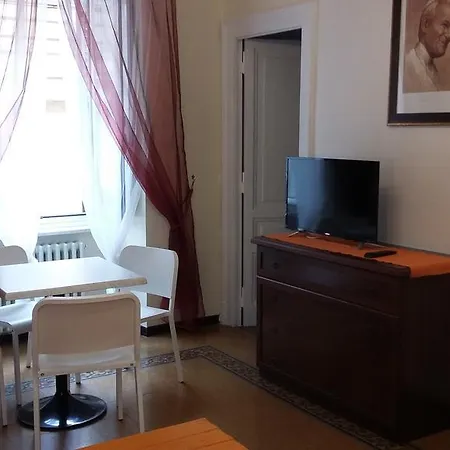 I Tre Pupazzi فندق مبيت وإفطار