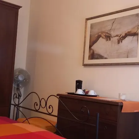 I Tre Pupazzi 4* روما