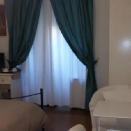 Bed & Breakfast I Tre Pupazzi Rome